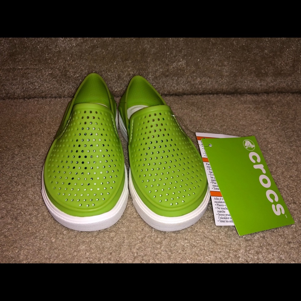 Crocs toddler size 8 NWT